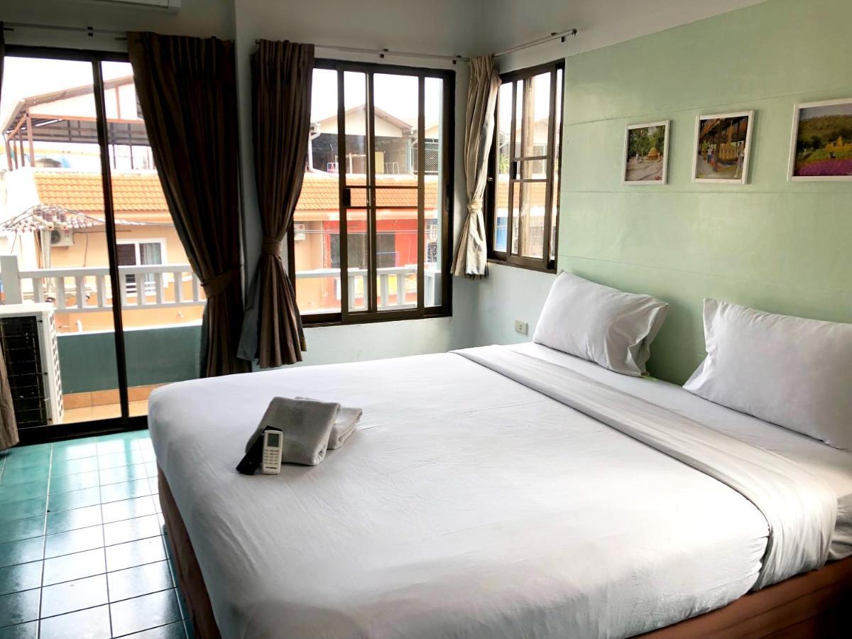 Sutus Court 7 Hotel Pattaja Kültér fotó