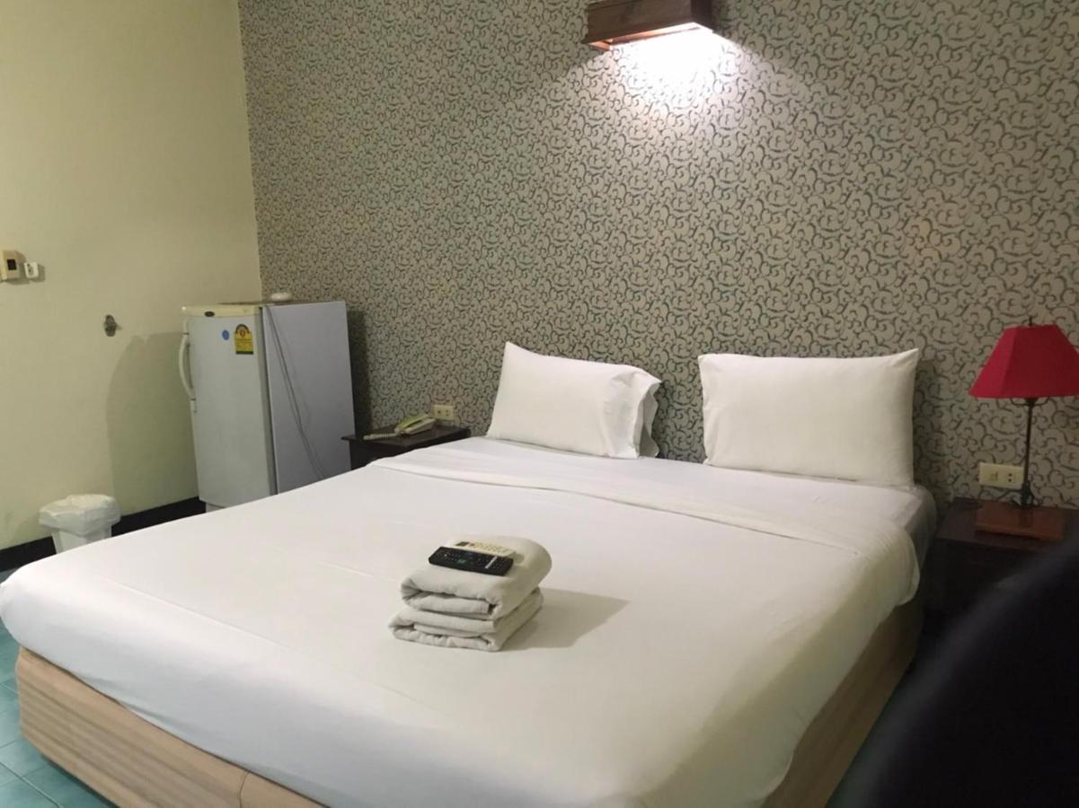 Sutus Court 7 Hotel Pattaja Kültér fotó