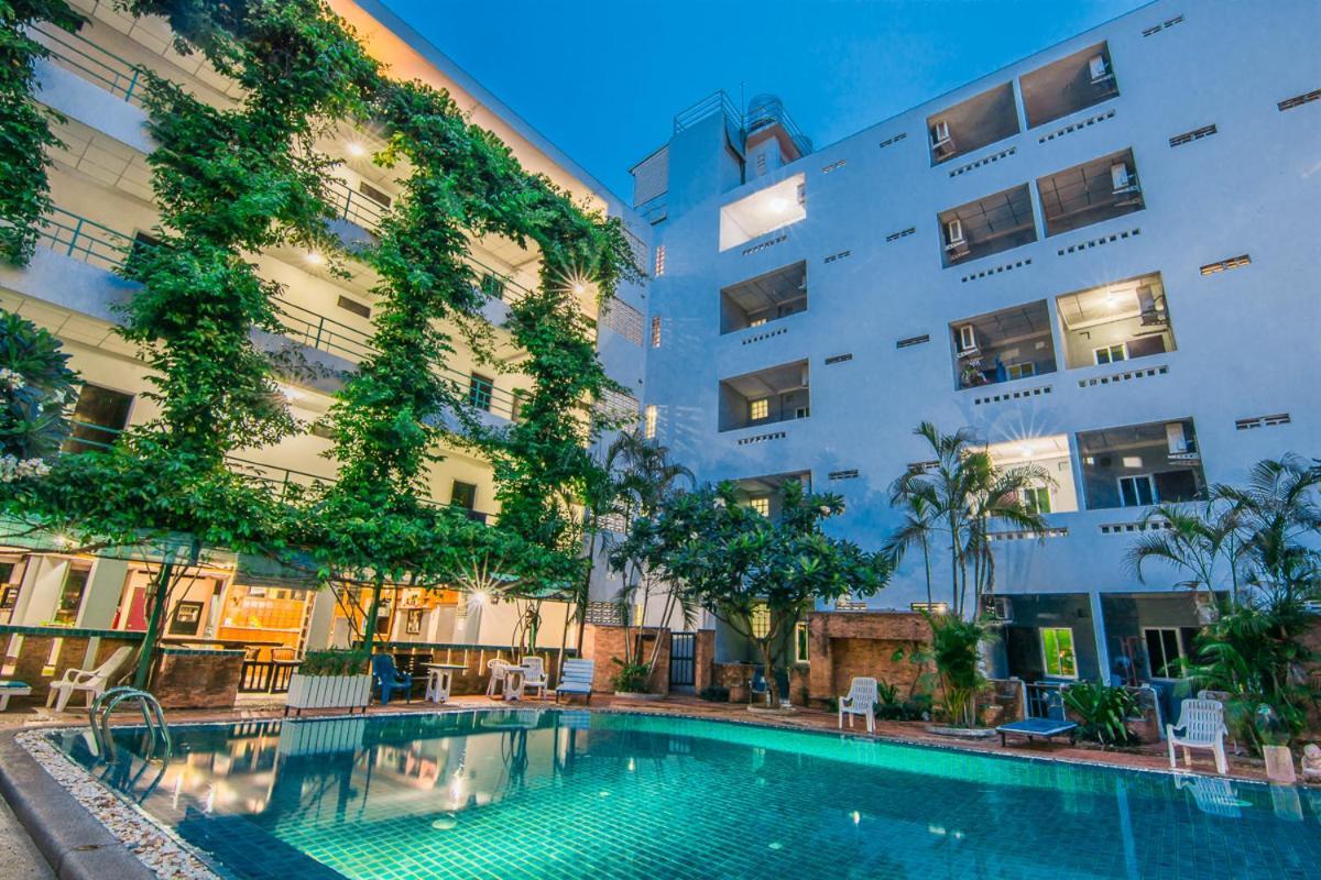 Sutus Court 7 Hotel Pattaja Kültér fotó