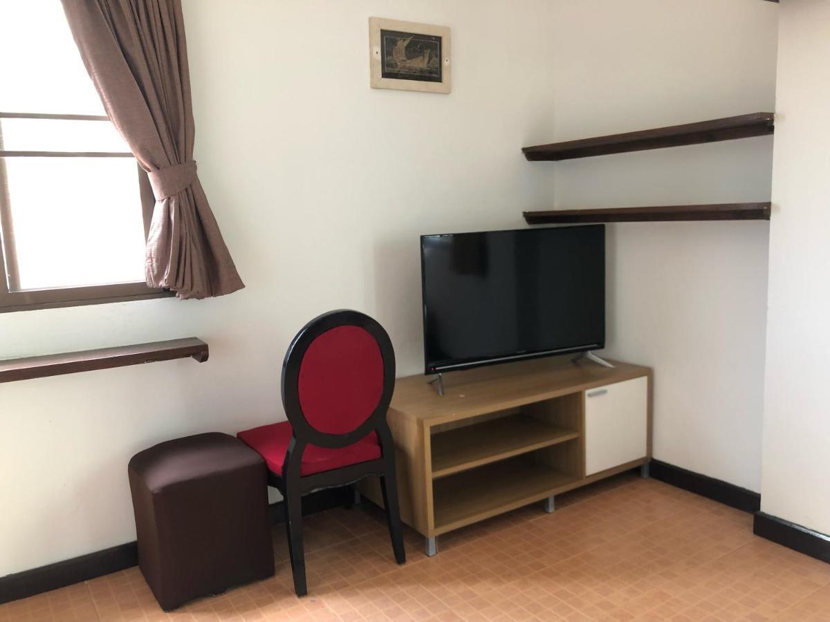 Sutus Court 7 Hotel Pattaja Kültér fotó
